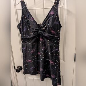 Torrid Womens Black Galaxy Wireless Asymmetrical Tie Sleeveless Swim Dress Sz 2X
